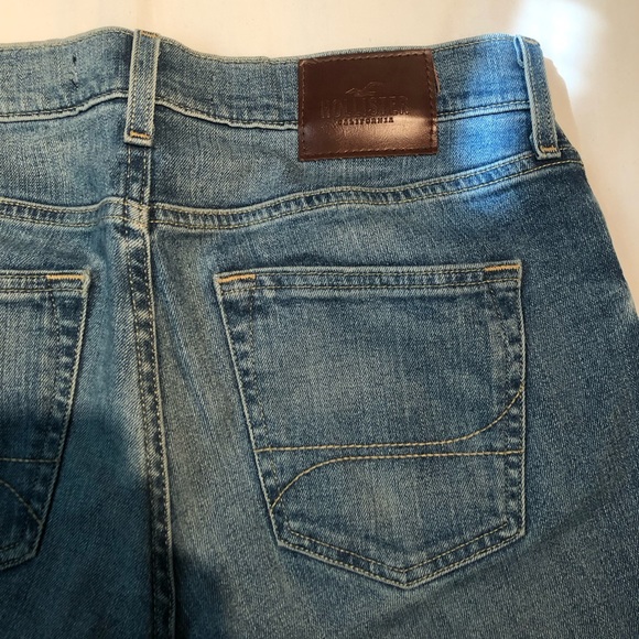 Hollister Skinny Fit Ripped Jeans - Picture 7 of 7